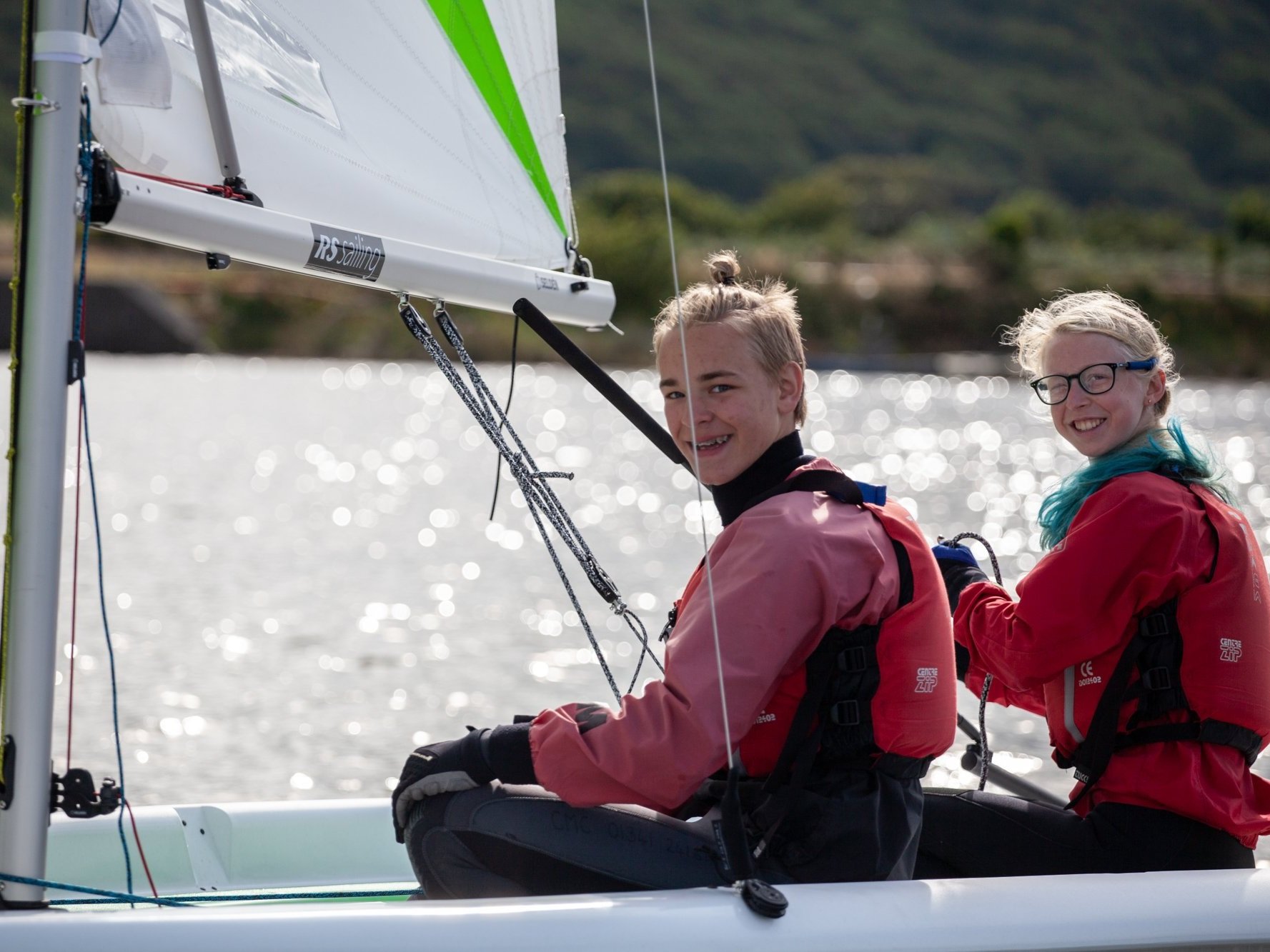 Sailing holiday for teenagers