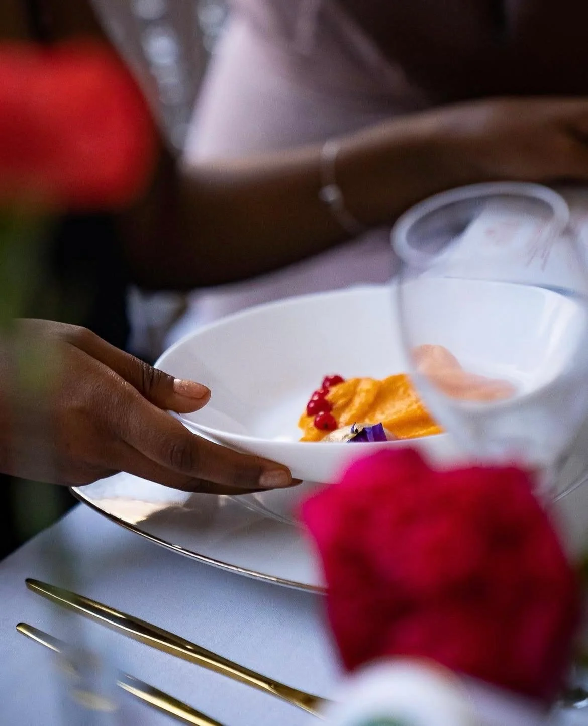 Scénographie : Diner privé pour épicuriens.