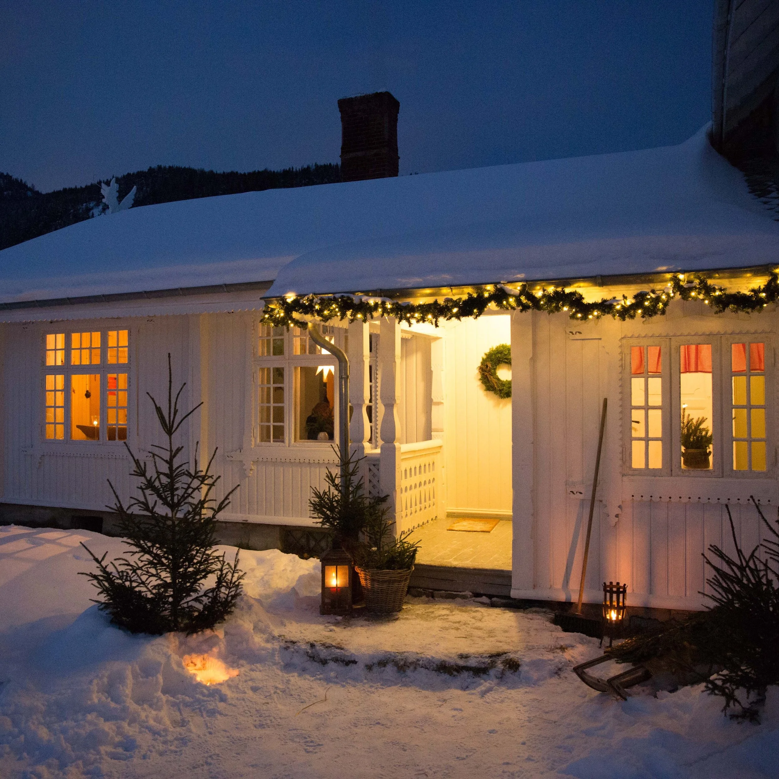 Hallingstue julemarked skumring kvadrat.jpg