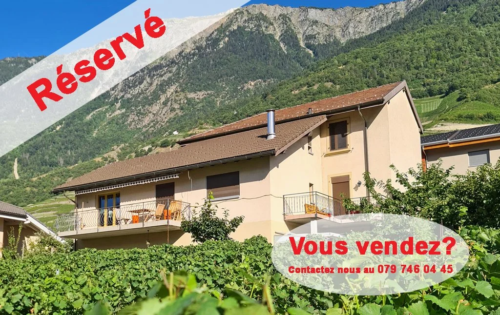 Fully, maison sur le coteau