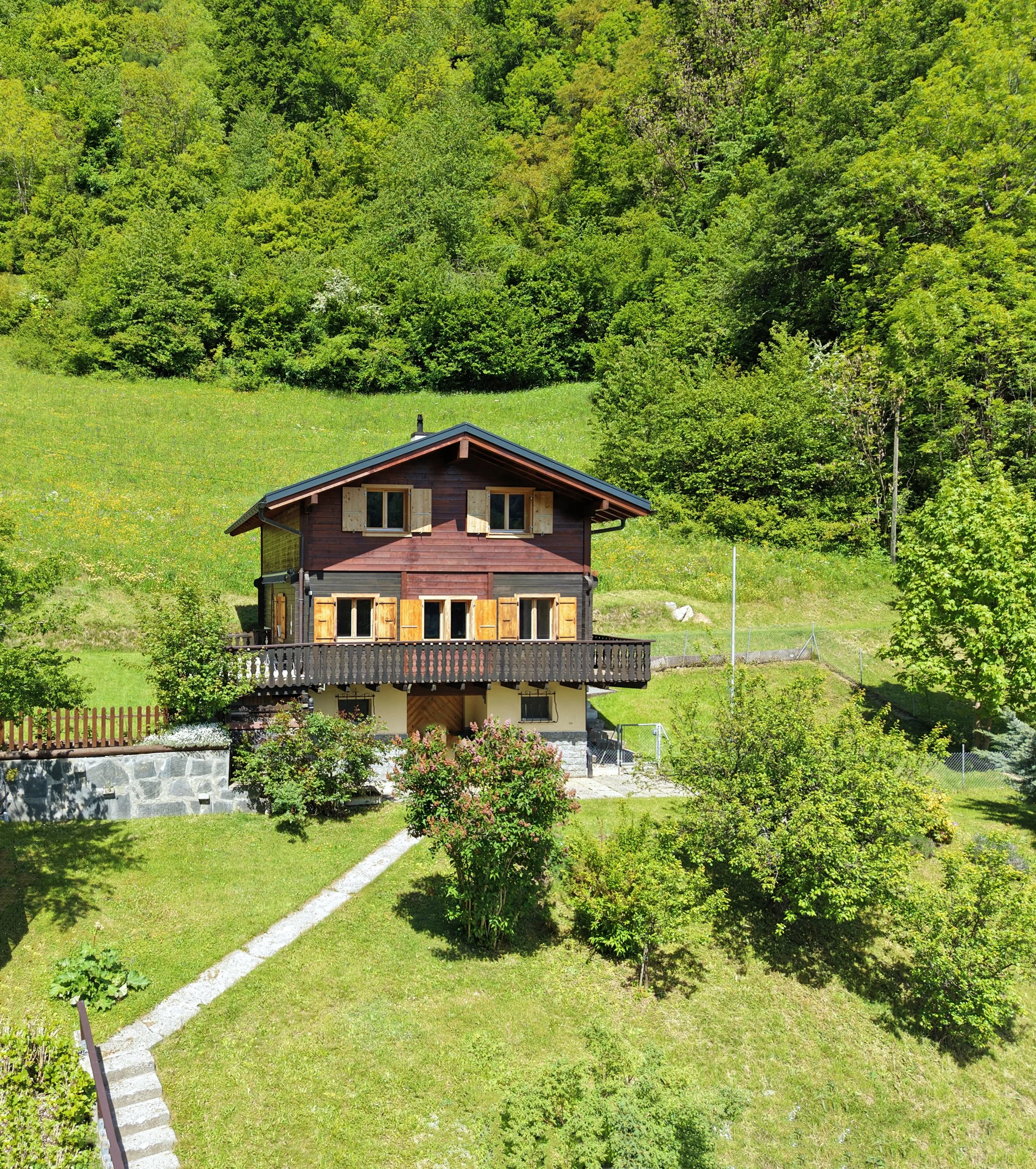 Chalet_MY01.jpg