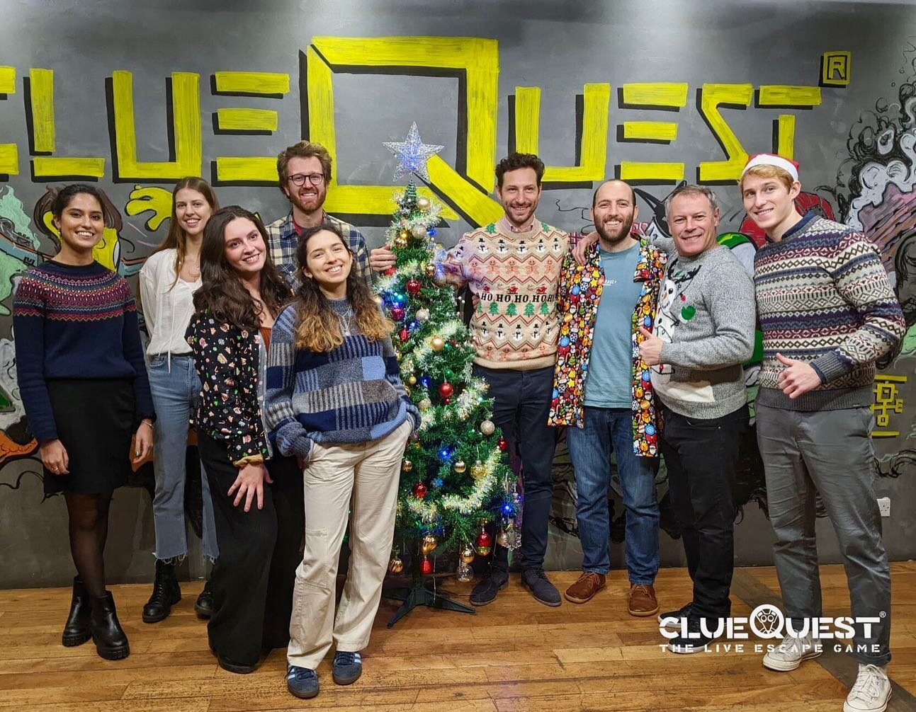 The Hamerkop team had a well-deserved afternoon of fun to celebrate our accomplishments this past year and to wish everyone happy holidays! 🥳 This involved an office lunch party, a holiday outfit contest (Colin won the grand prize 🏆), a quiz, an es