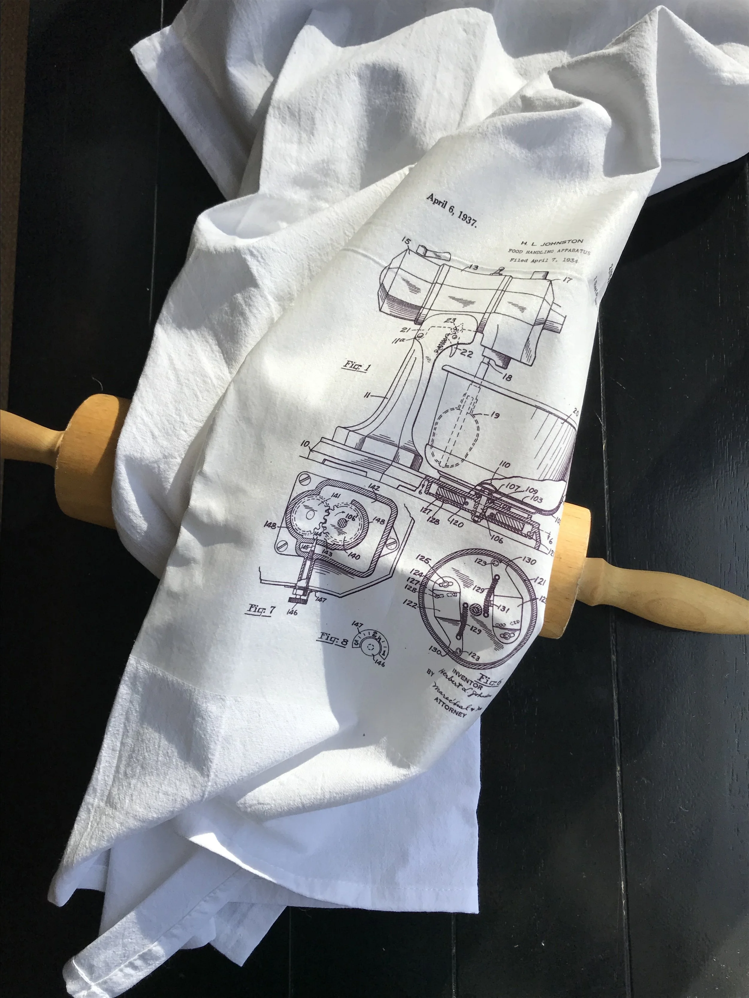 Tea towel- electric mixer patent