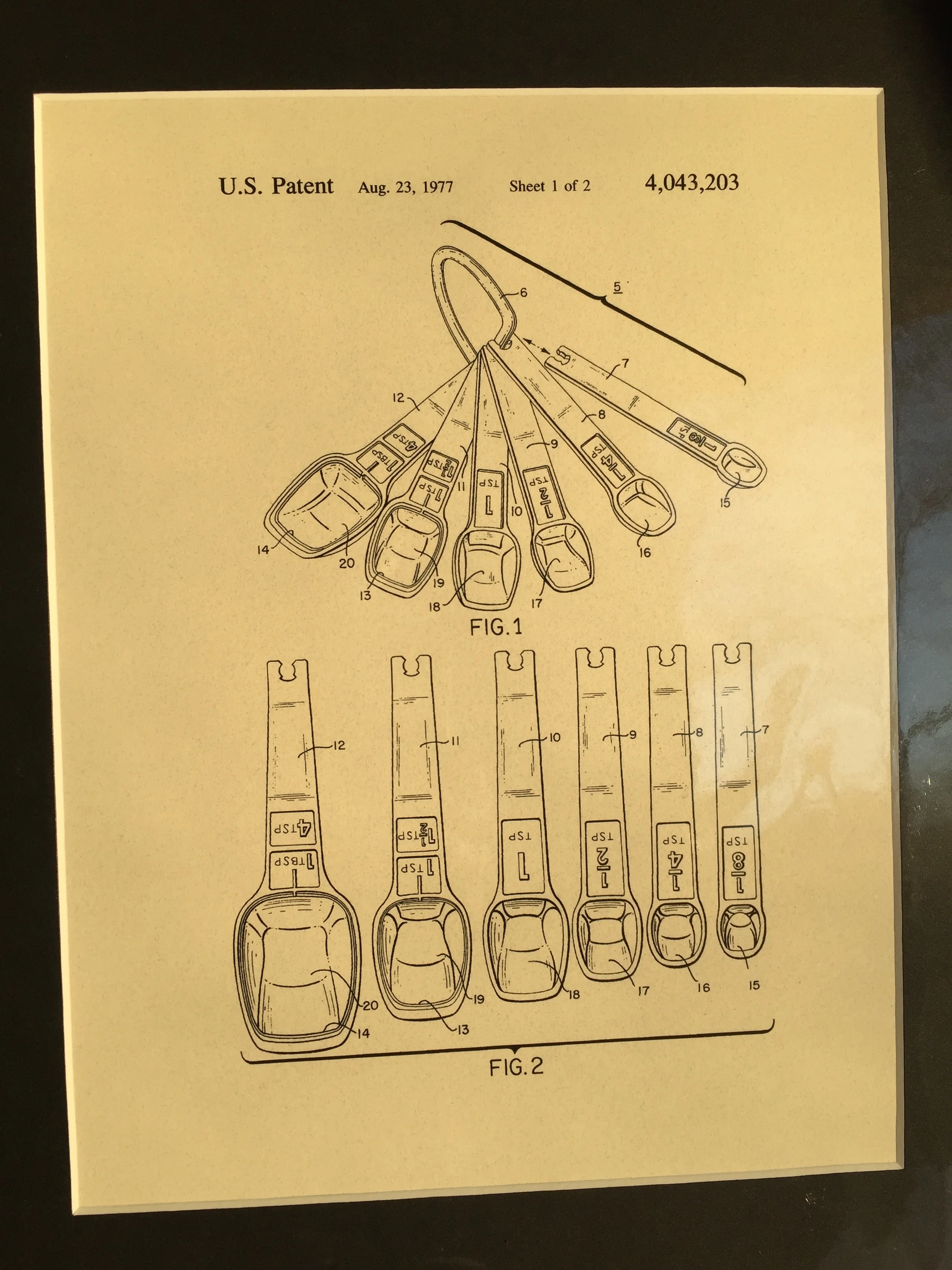 Measuring spoon 2 matted patent print