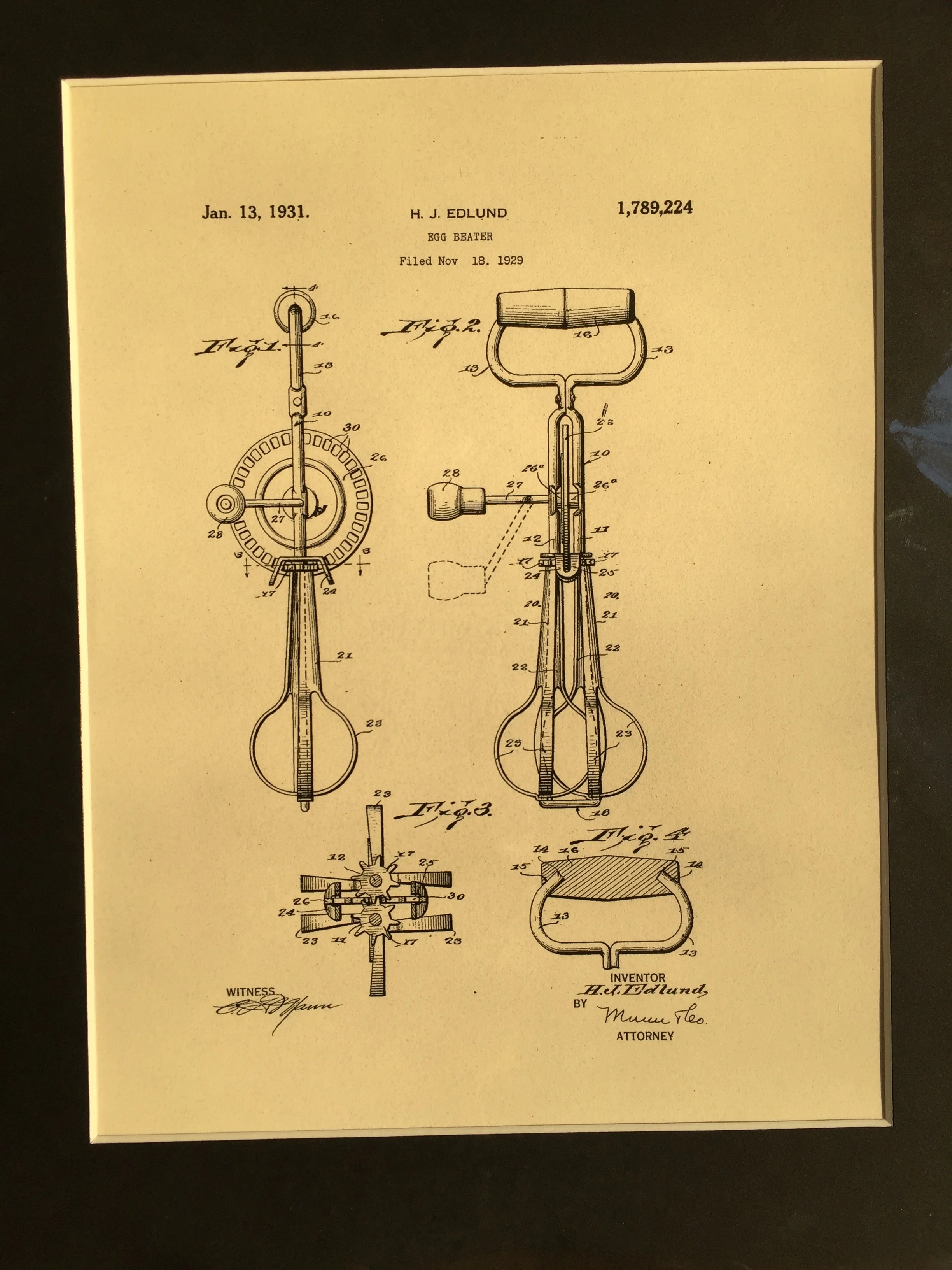 Egg beater matted patent print