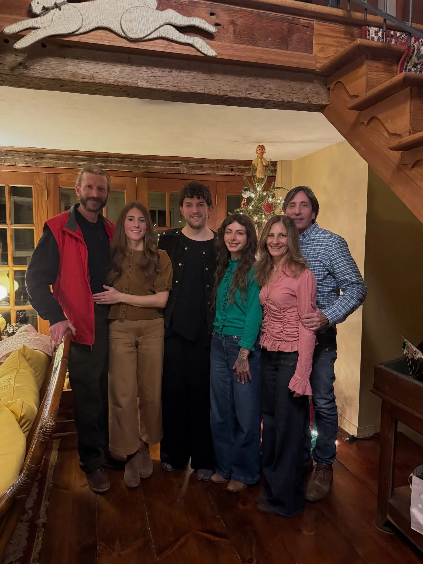 From my family to all of yours~ Merry Christmas!! Enjoy the magic of the season! ✨
Love Kathy xo