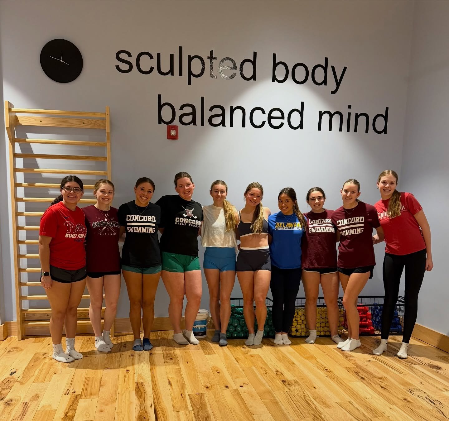 We enjoyed hosting the Concord High School girls swim team this afternoon!  It was exciting to barre together, welcome the team, and see how much fun everyone had throughout the class. 

Reach out if you'd like to try a class at Barre Balanced for yo