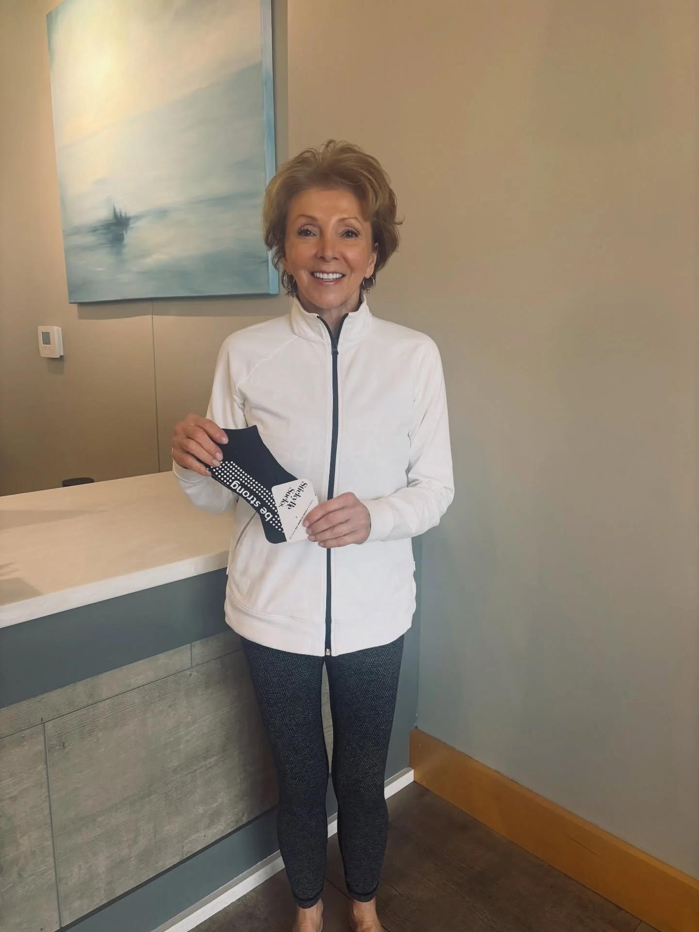 Major milestone alert🚨 
Michele has reached 750 barre classes at BB!! No wonder she was breaking our bands last week with that many classes in her repertoire🤣 Seriously, we love this lady and the spunk she brings to each class! Big Congratulations!