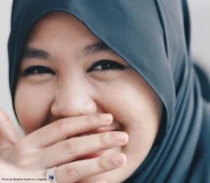 Woman-laughing-300x261.jpg