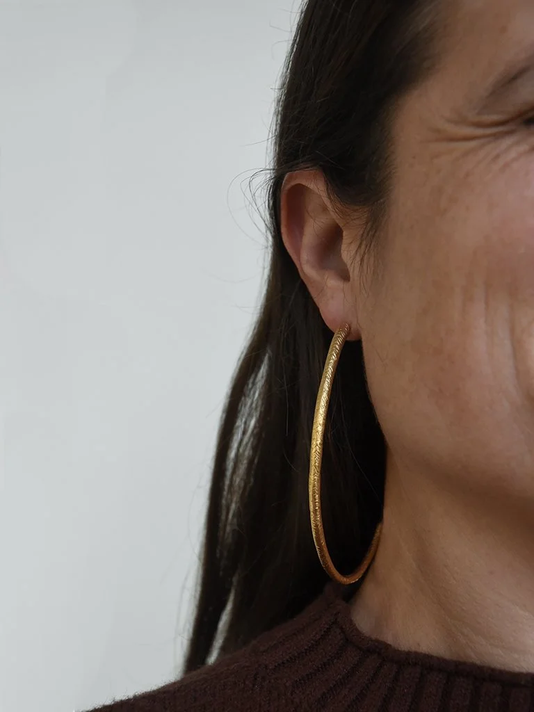 oval relic hannah low res 6.jpg