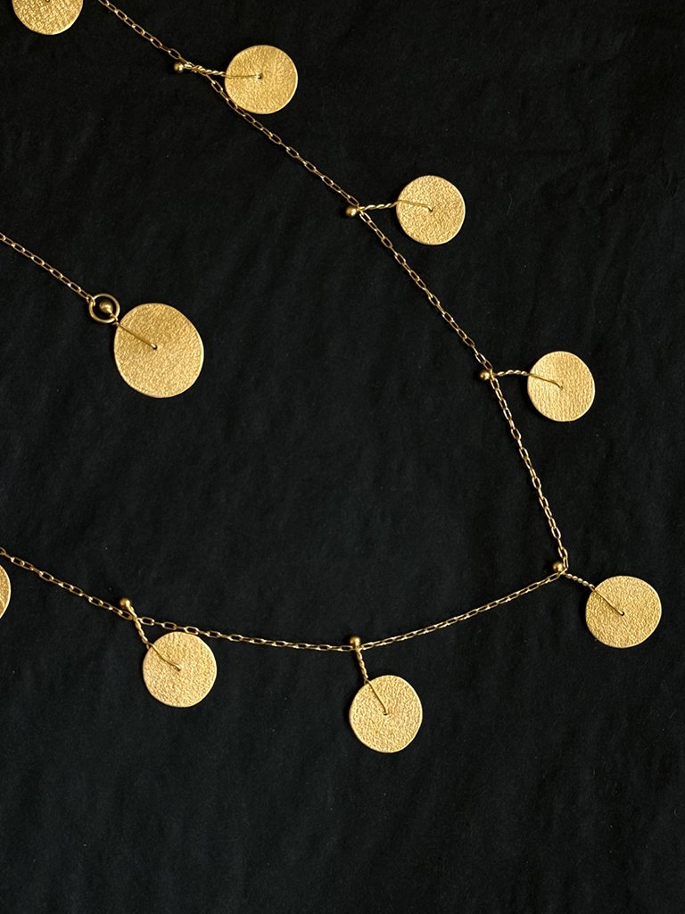 STEPPING STONES NECKLACE