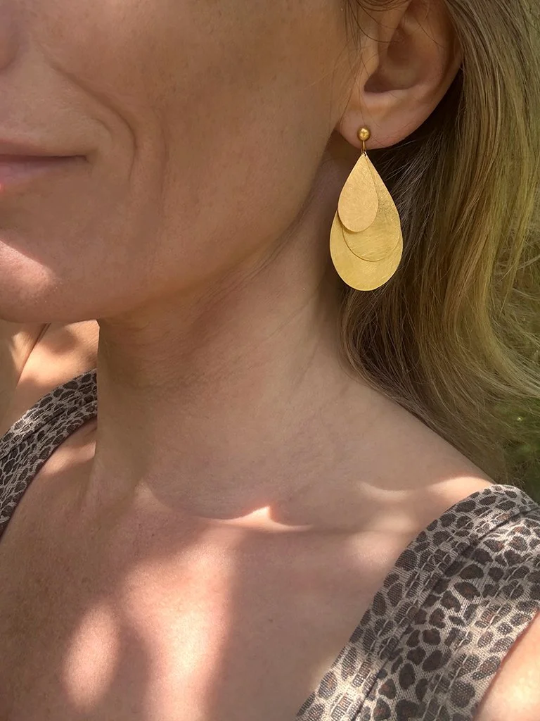 statement deardrop cascading brushed satin earrings gold unique delicate contemporary modern artisan handmade handcrafted elegant silversmith totnes devon studio