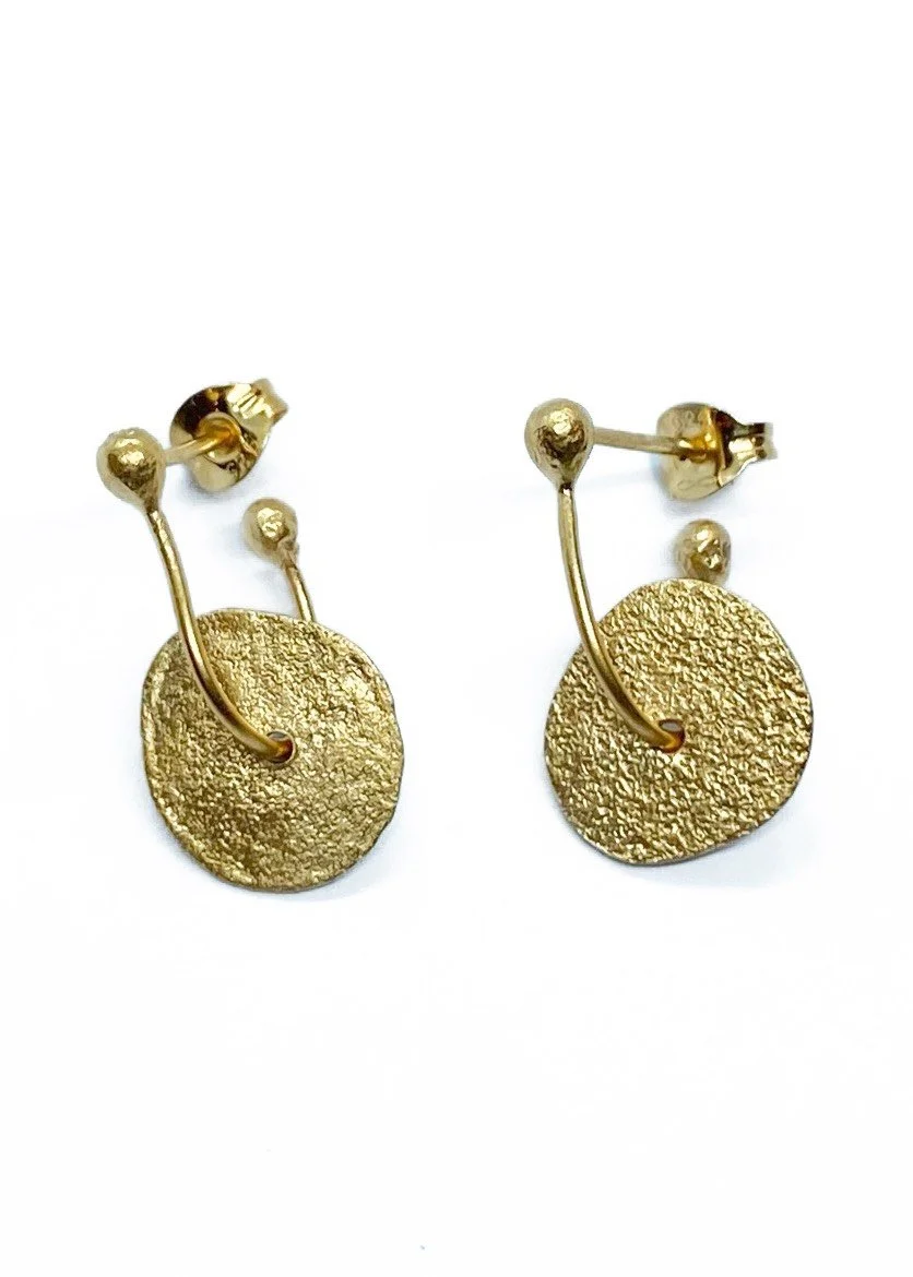 gold earrings unique textured discs greek artisan handmade handcrafted modern textured sculptural elegant statement delicate fine jewellery geometric