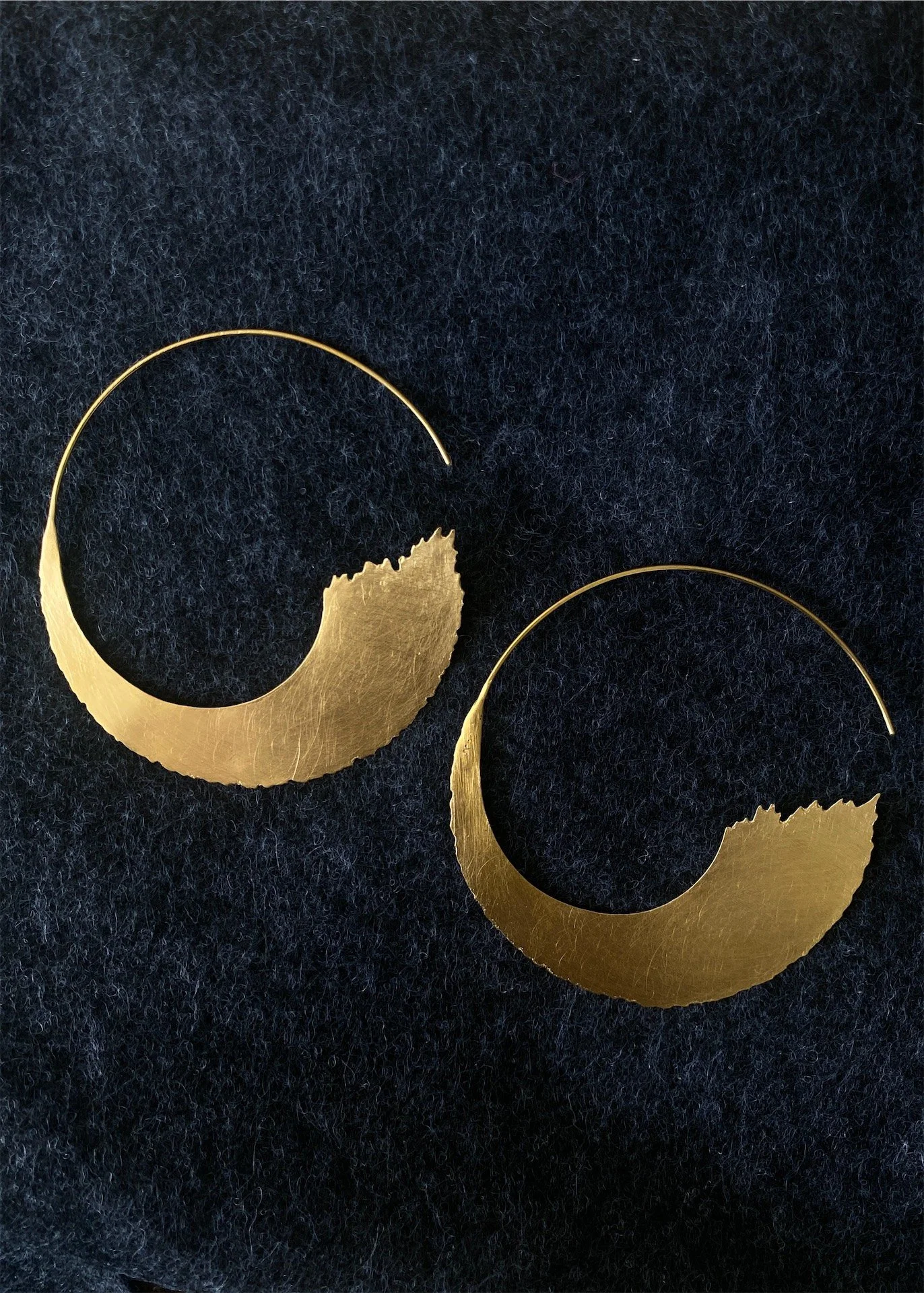 large oversized gold hoop statement artistic unique elegant modern classic brushed metal fine jewellery tapered edgy handmade artisan