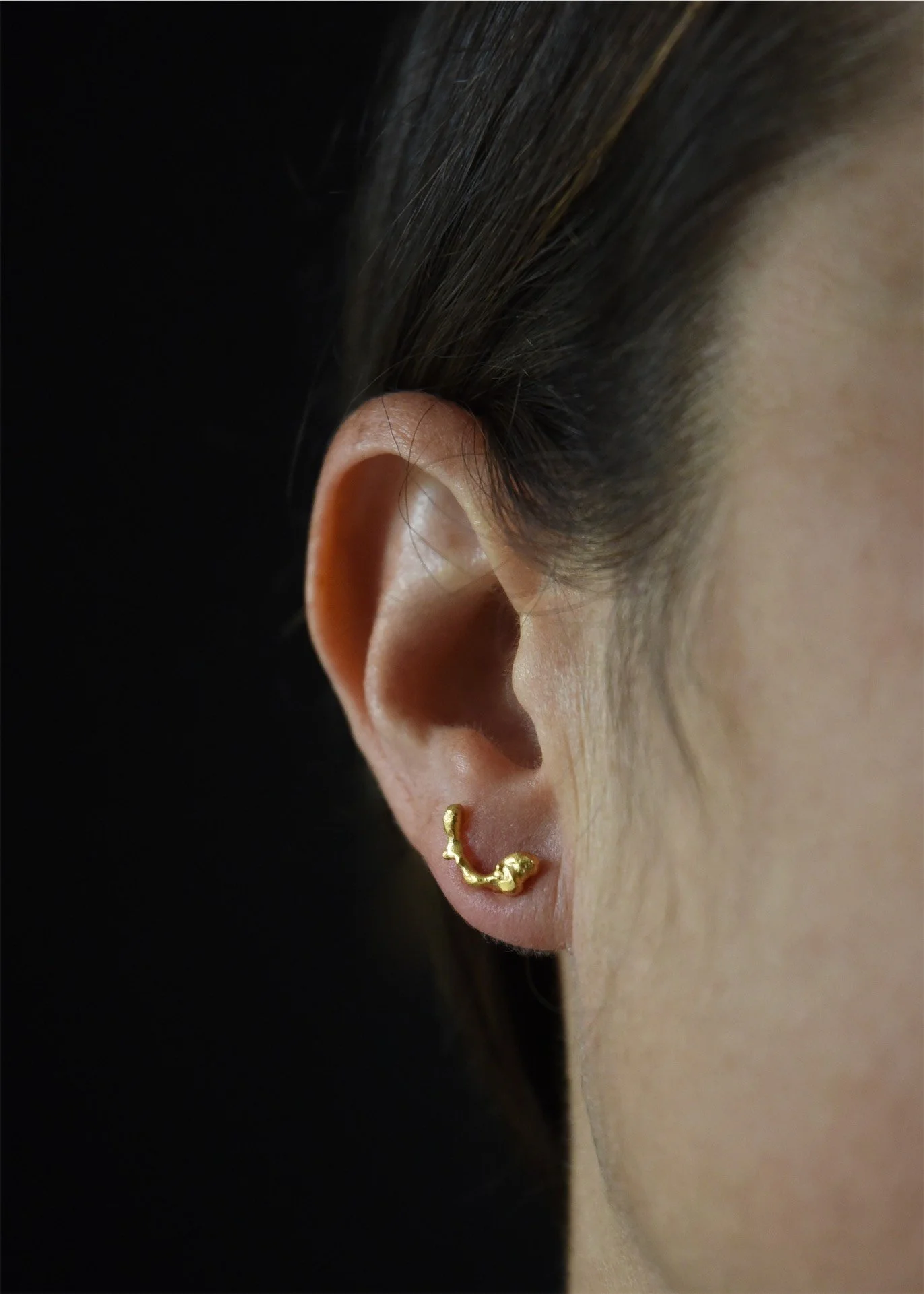 ROCK STUD EARRINGS
