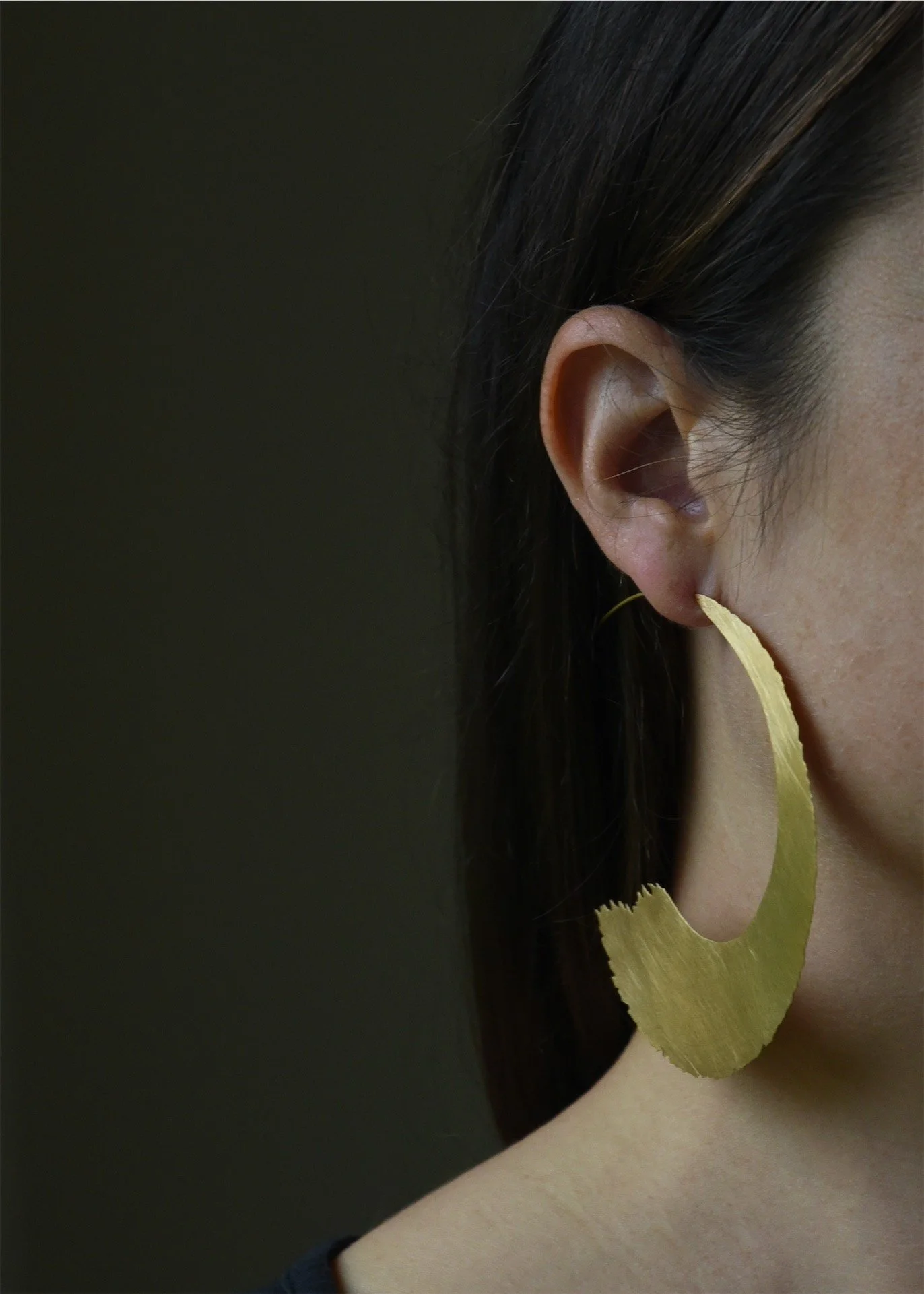 large oversized gold hoop statement artistic unique elegant modern classic brushed metal fine jewellery tapered edgy handmade artisan