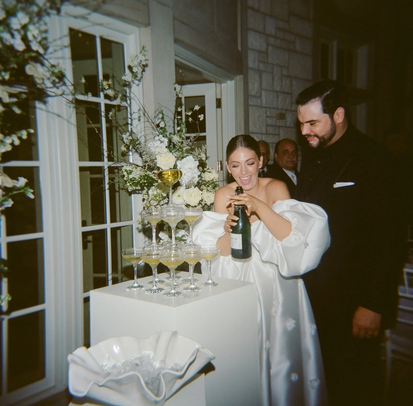 hi! just popping in to show face for proof of life 🤍 it&rsquo;s been busy busy busy over here and I have so much to share! In the meantime head to my stories to peek at a gorgeous little upcycle piece✨