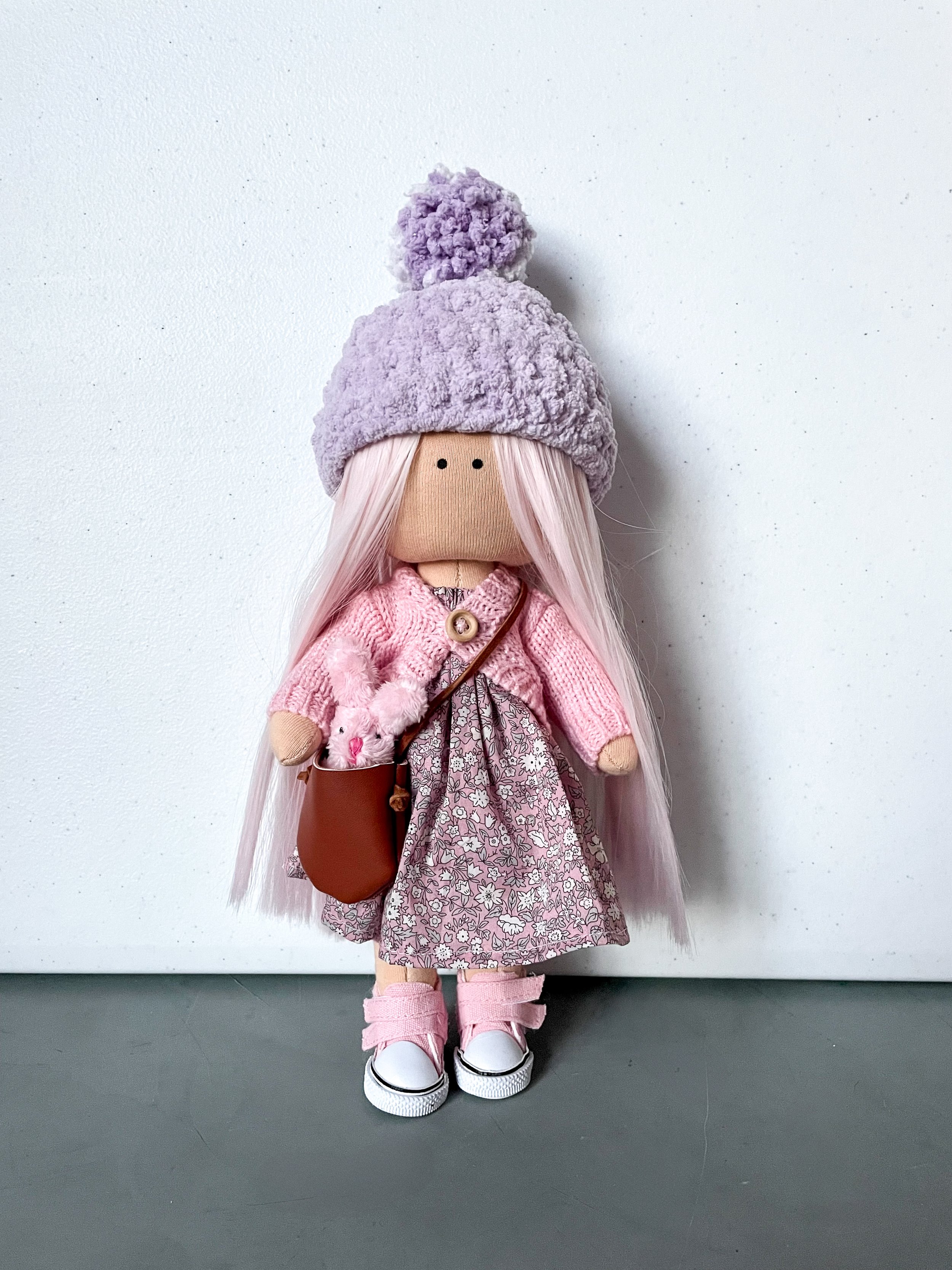 Dolls-2.jpg