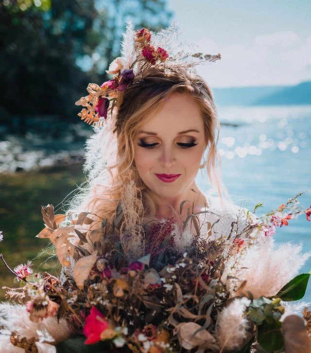 How gorgeous is this shot of the lovely @becca.thackray from the Boho Styled Wedding Shoot that just got published in Today&rsquo;s Bride Magazine!! I went for a soft boho side braid with beachy waves and a fishtail braid along the top 🥰 ⠀
✨Vendor l