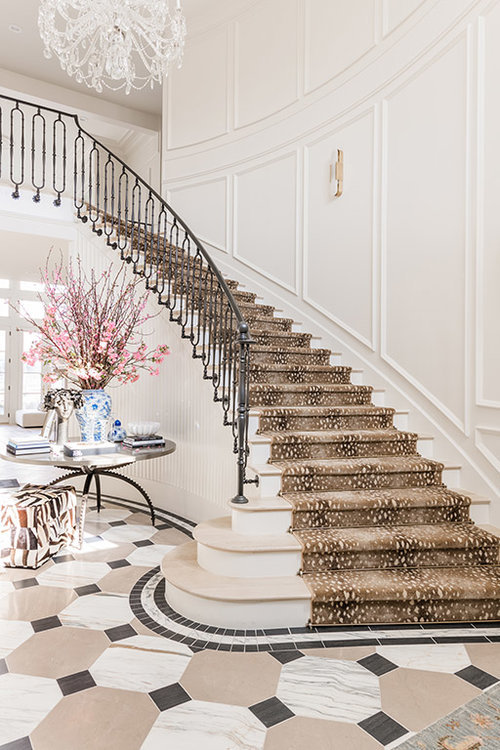 Rachel Parcell's Entry | Alice Lane Interior Design | Photo by Rebekah Westover