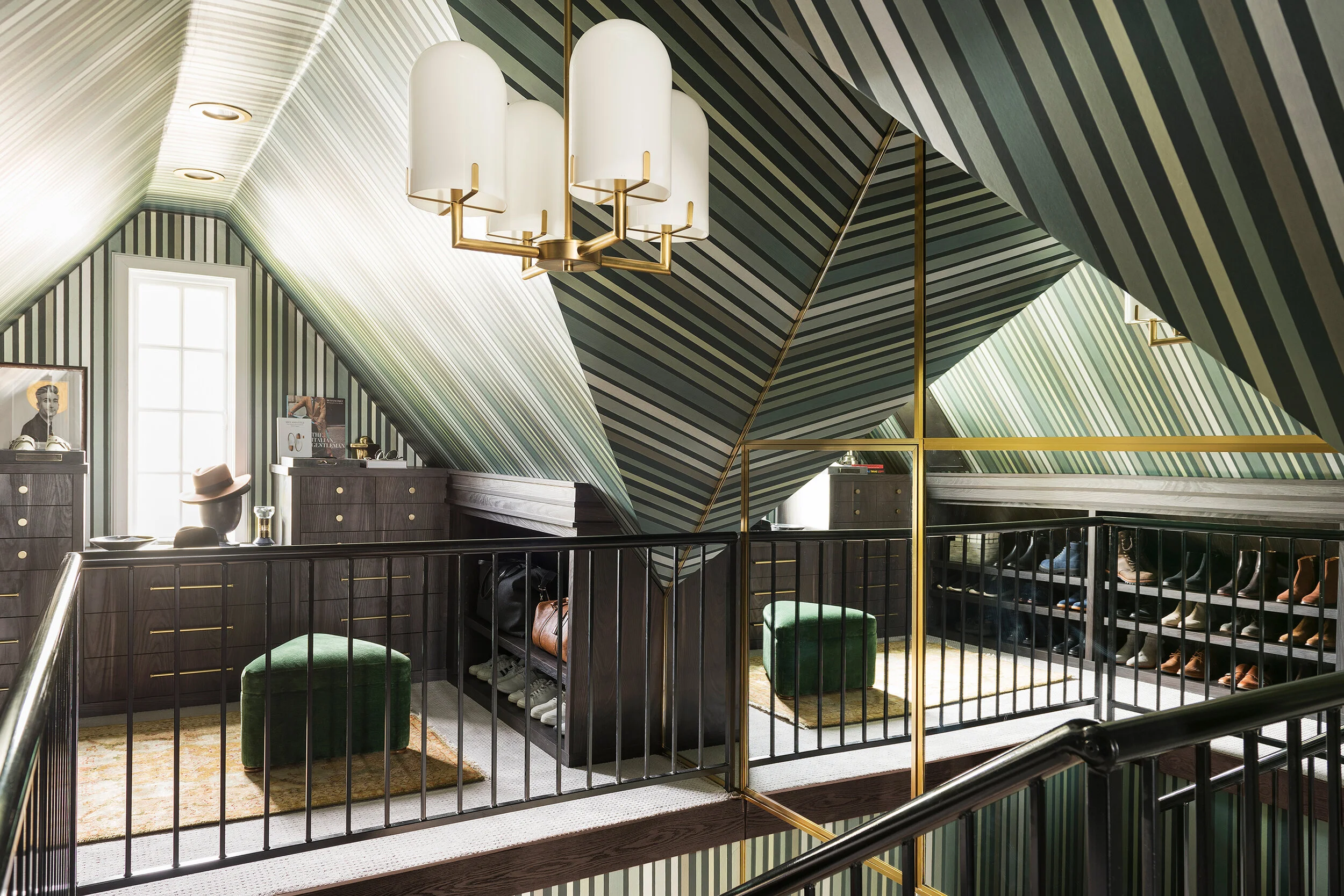 Dear Alice | Extra Spaces‬