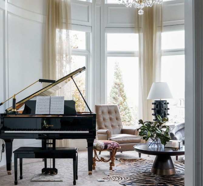 CORNER CANYON ESTATE