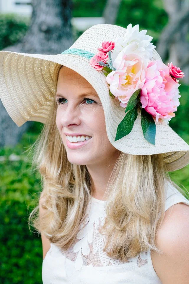 Women's spring hat.jpg