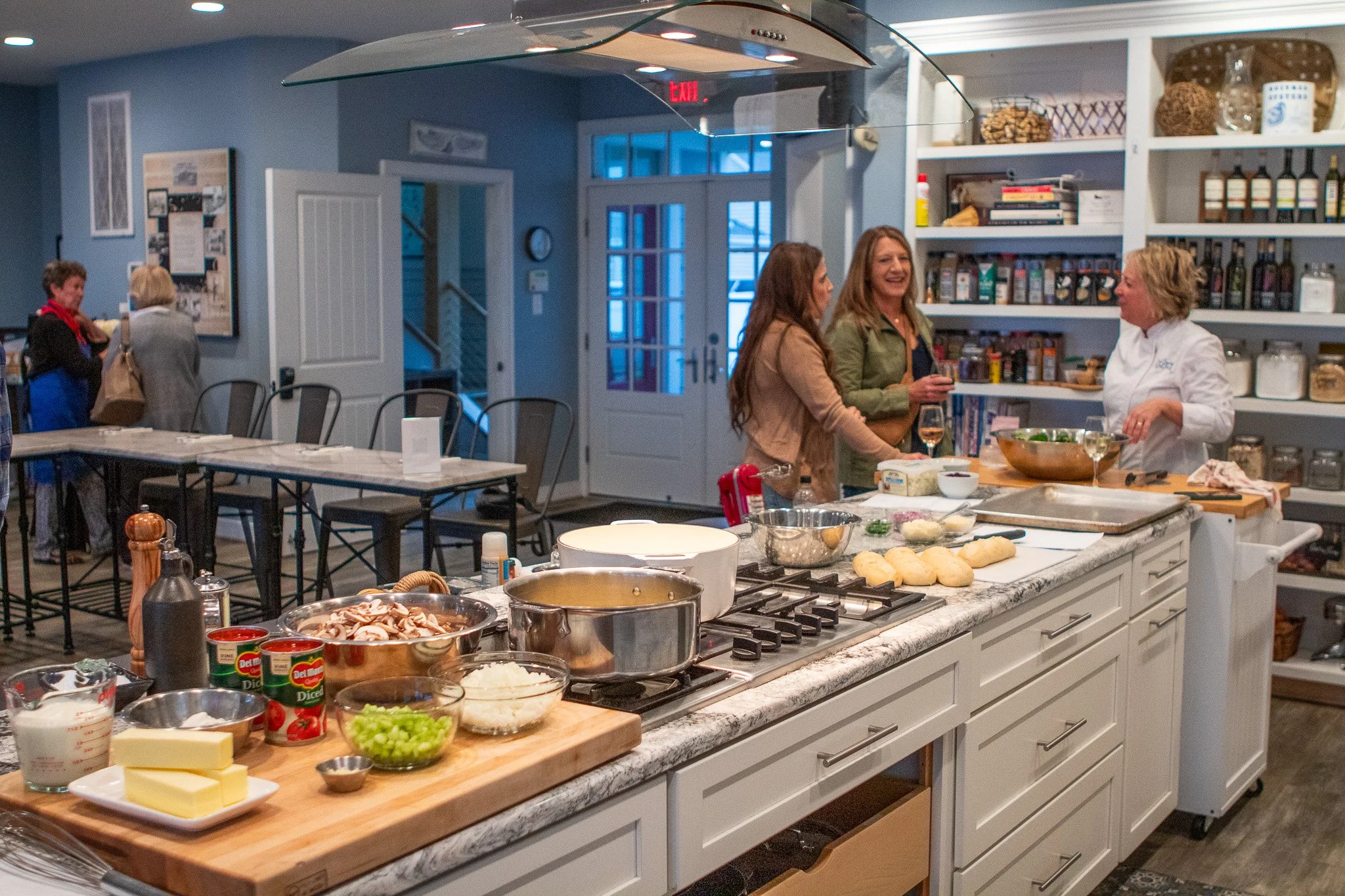 🎄🍷 MAKE THIS YEAR&rsquo;S CHRISTMAS PARTY A LITTLE MORE DELICIOUS! 🍷🎄

Skip the traditional holiday party and give your team, friends, or family an experience they&rsquo;ll be talking about long after the holidays! ✨

🎁 CHOOSE YOUR HOLIDAY CLASS