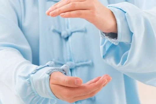 Qi+Hands.jpg