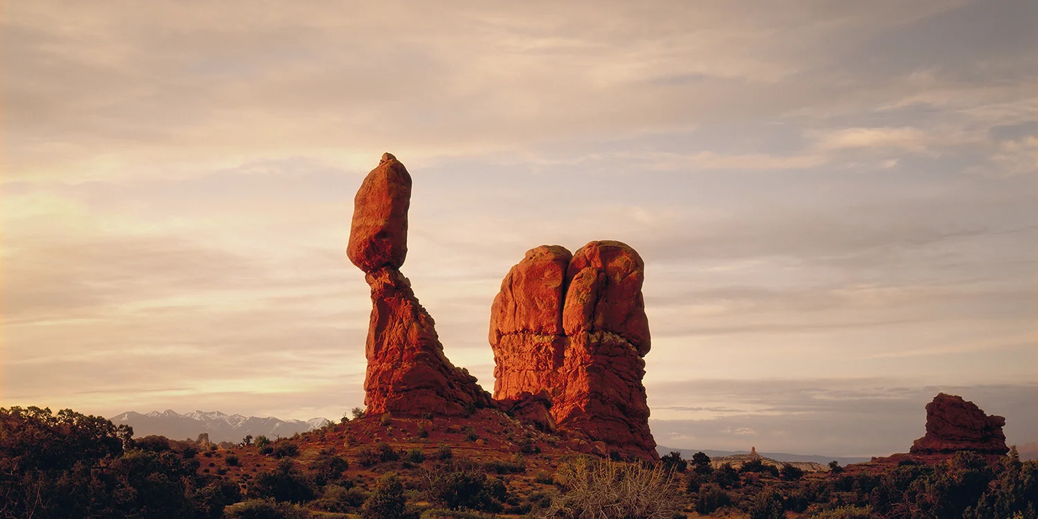 ***2Balanced_Rock Light.jpg