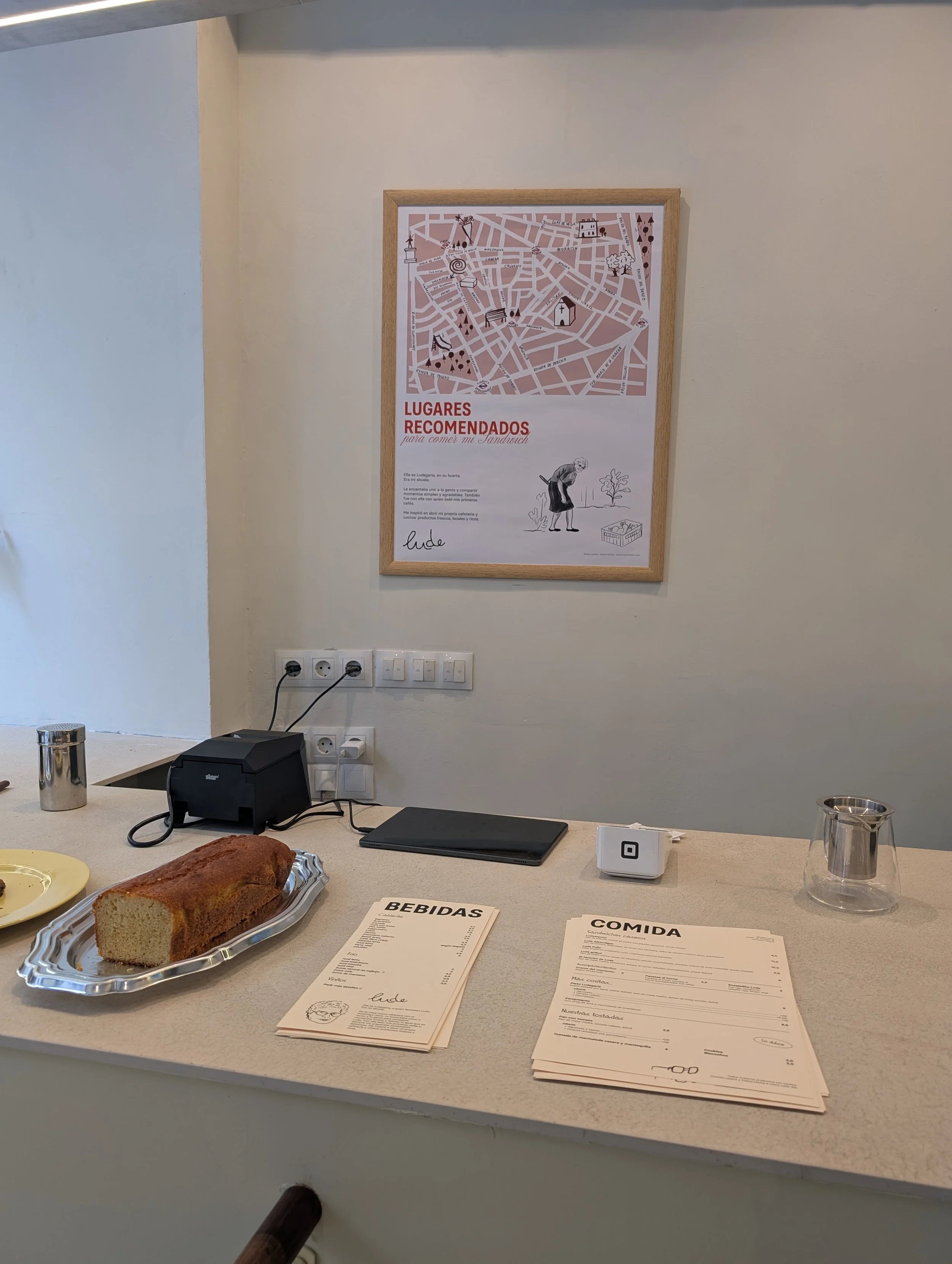 Ariane_Lude café.jpg