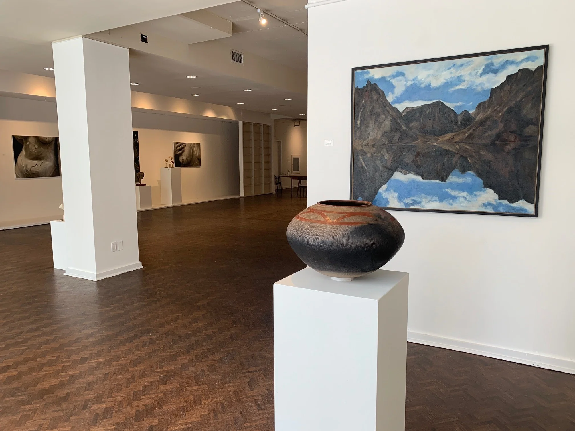 Gallery Interior 4.jpg
