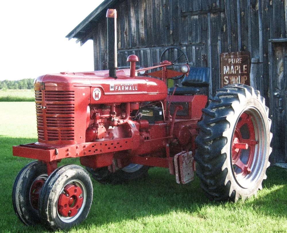 Restored-Antique-Tractors-11.jpg