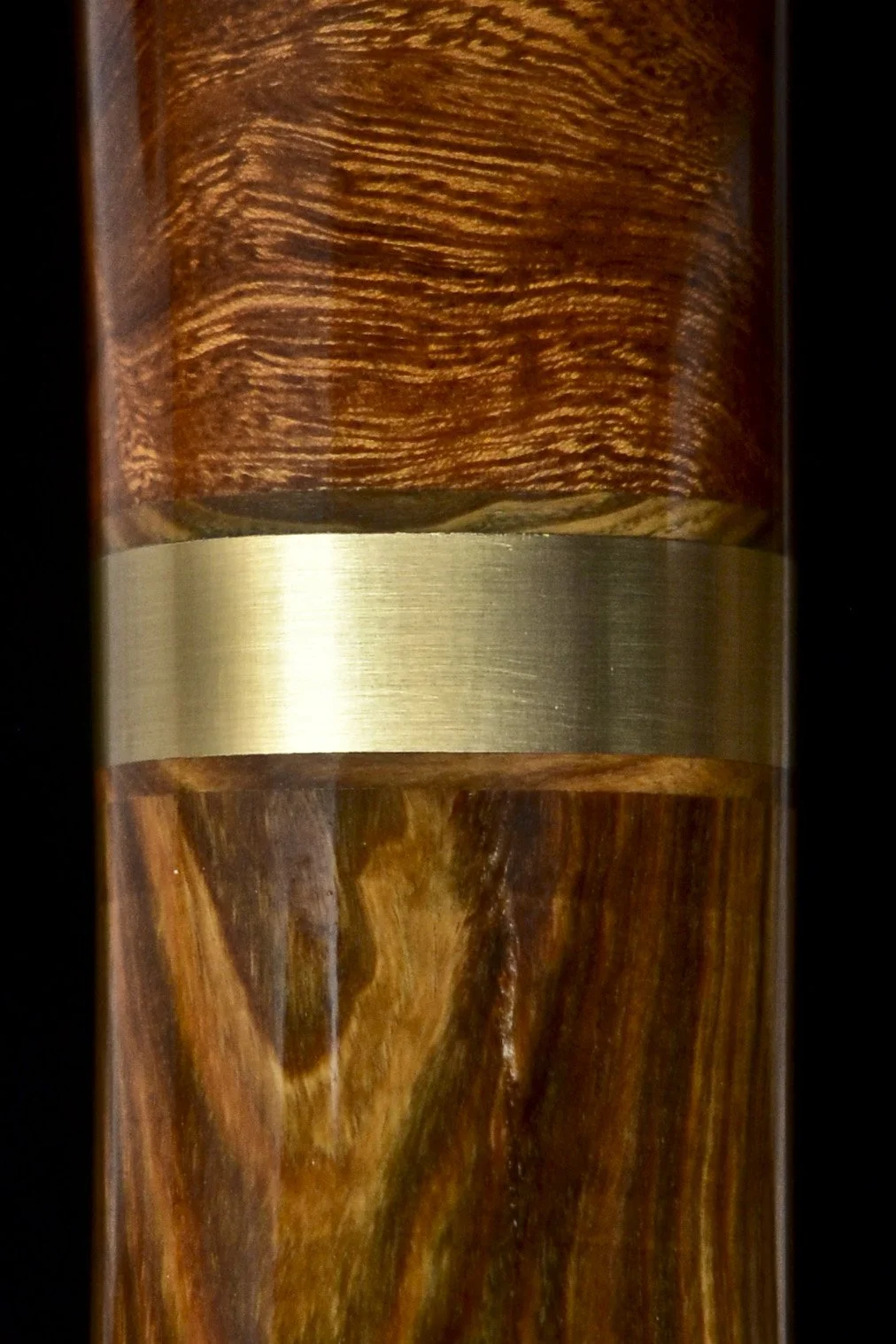 Ironwood, Lignum 11.jpg