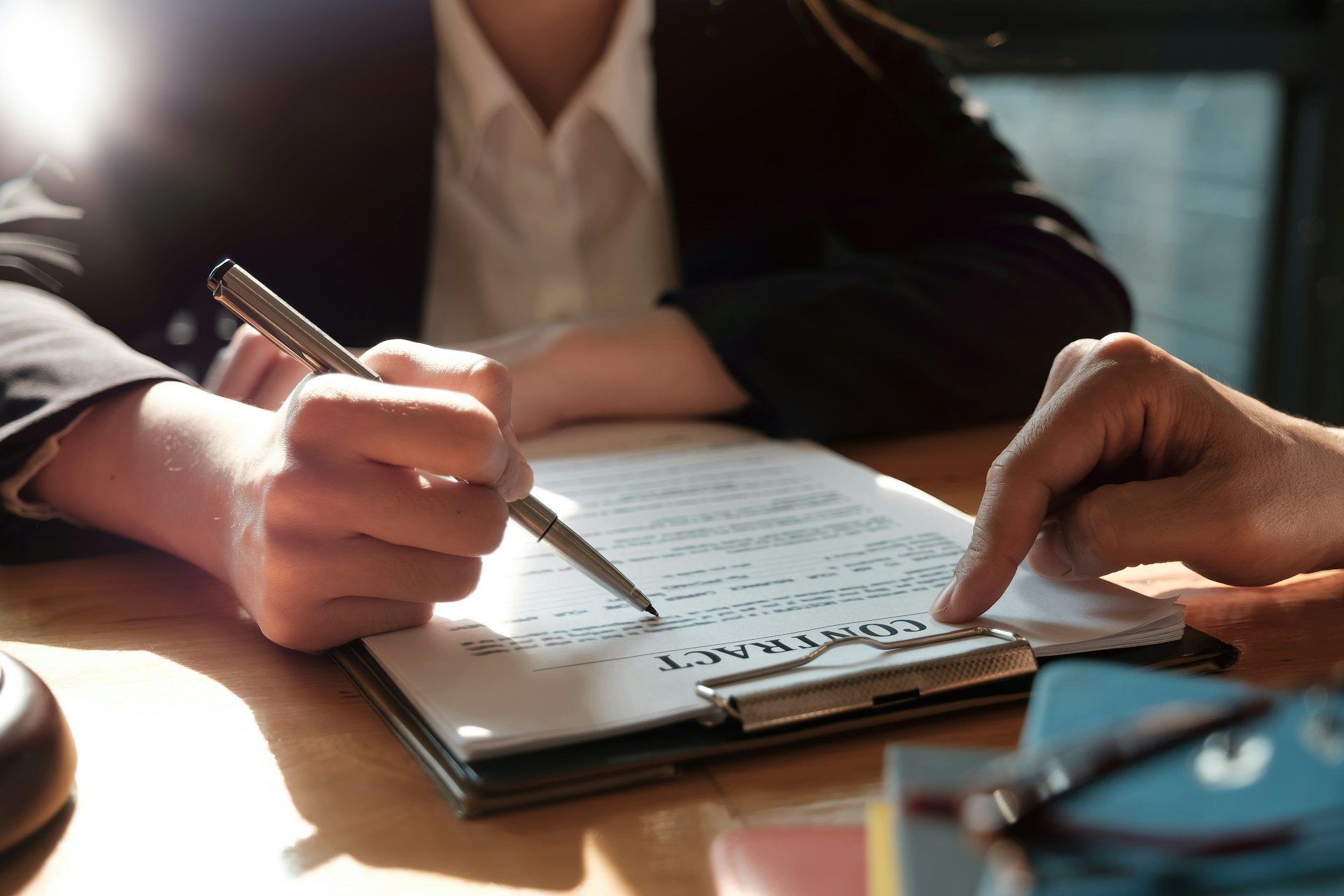 When Your Music Manager Agreement Needs a Toronto Lawyer