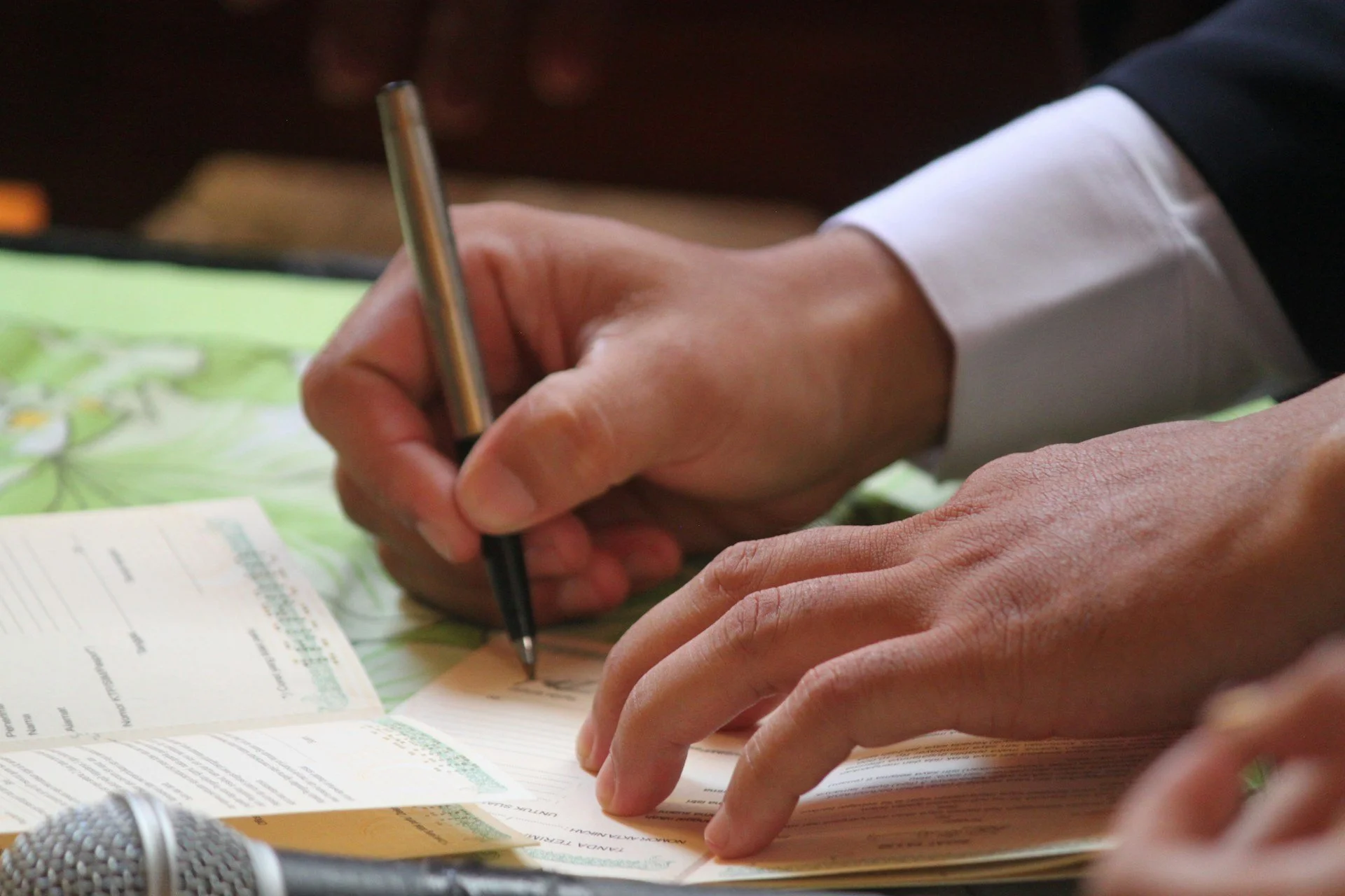 Questioning Music Agreements in Toronto Without a Lawyer