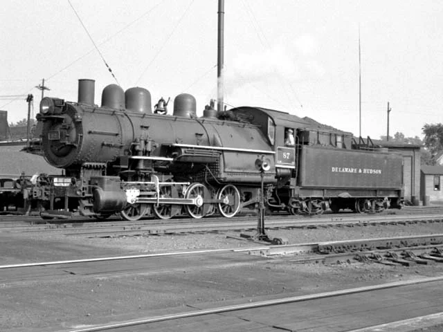 D&H 87 TYPE: 0-8-0 CLASS: B-5 DATE: 9/1/47 LOCATION: Glendale, NY NOTES: Rebuilt from 2-8-0 E-4 #1006 in April, 1923, sold to Luria in August, 1951. PHOTOGRAPHER: Jim Wright