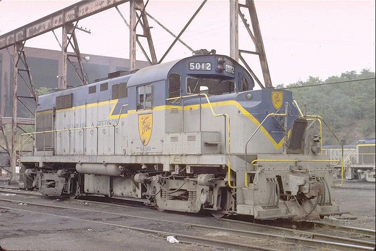 D&H 5012 Unit #5012 at Colonie, NY 9-28-71