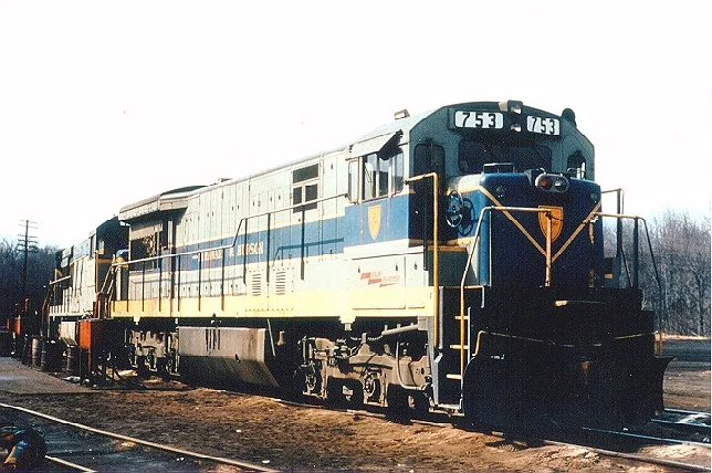 D&H 753 U33C 753 is shown in its "Delaware and Hudsonized" Erie-Lackawanna paint scheme at Mechanicville, NY, in April 1972. This photo was taken not long after this locomotive, and its sisters, 751 and 752 arrived on the D&H from the Erie-Lackawanna, in exchange for D&H SD45s 801, 802, and 803. Bill Mischler photo