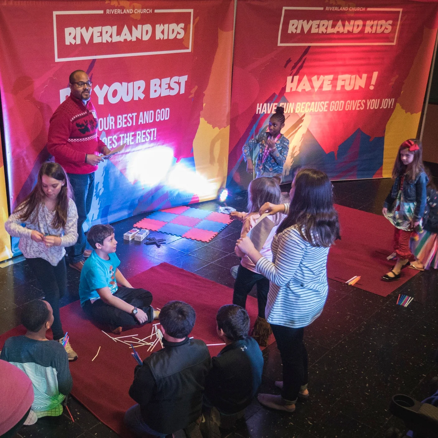 181216-SundayService-0855-edited.jpg