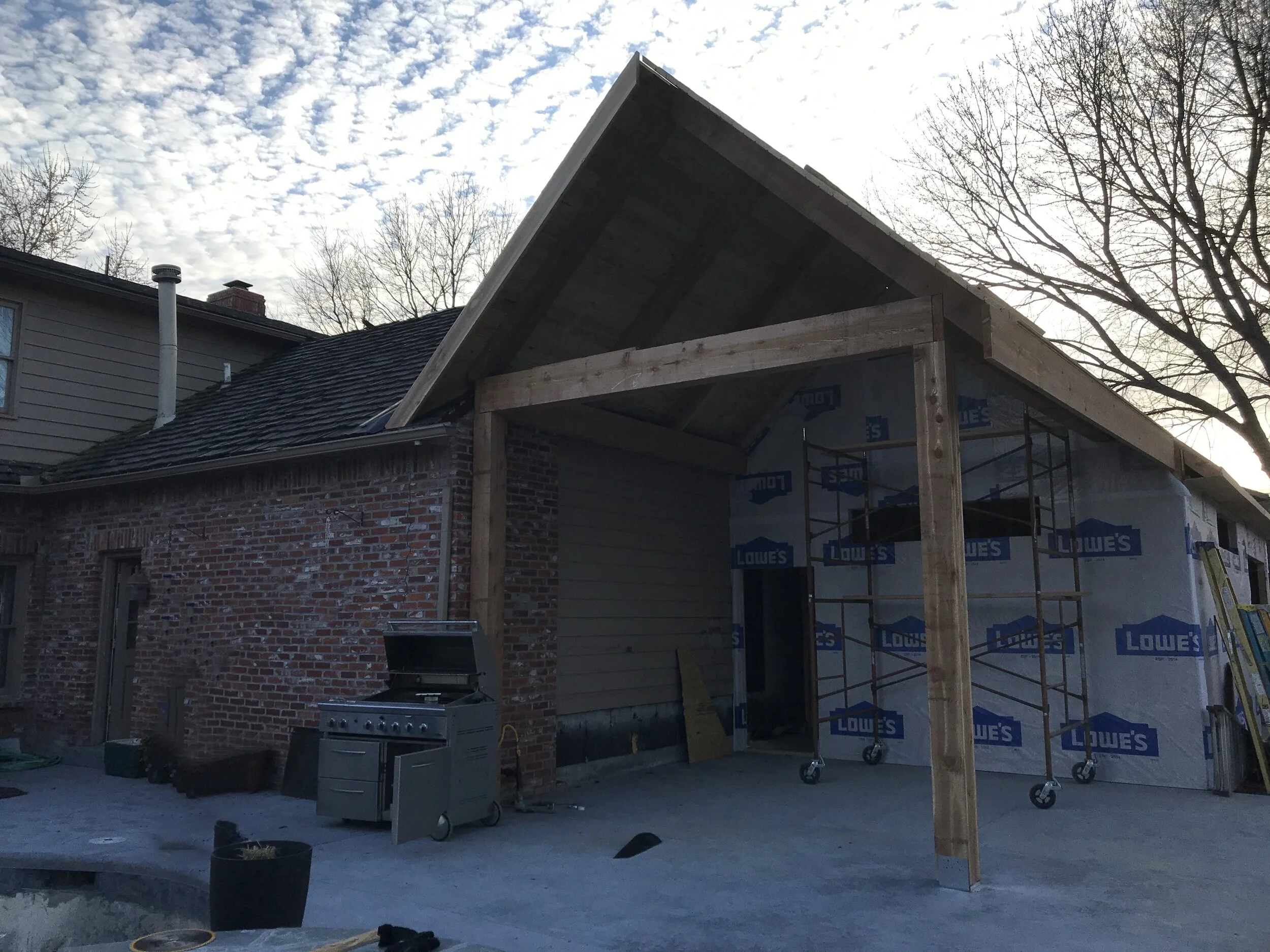 roof costructio.jpg