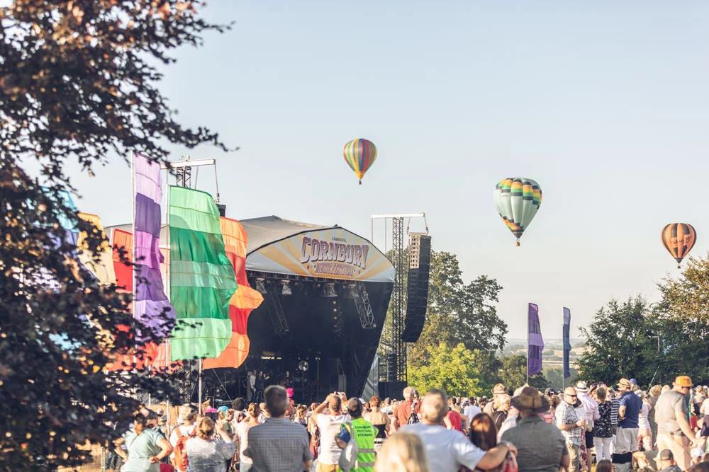 Cornbury-57-Balloon-Side-Main-Stage-WEB-SIZE.jpg