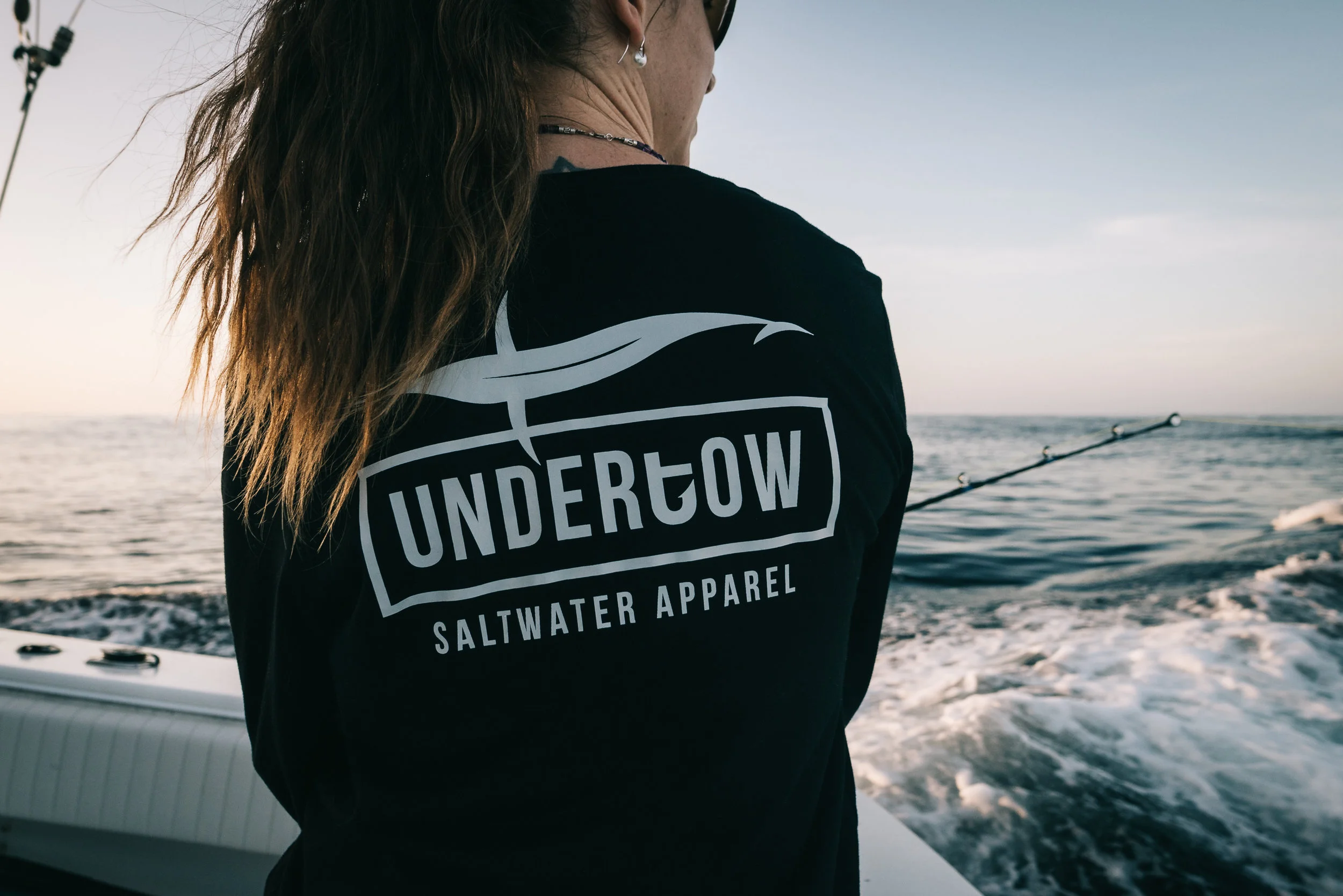 Ladies black ‘ CURVED ’ long sleeve cotton tee