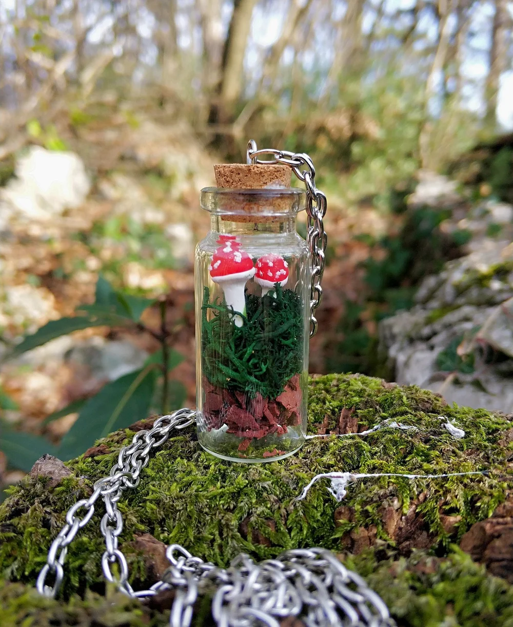 Mushroom terrarium bottle necklace with stainless steel chain