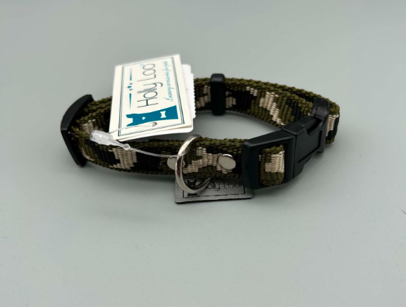 collier cam kaki.png