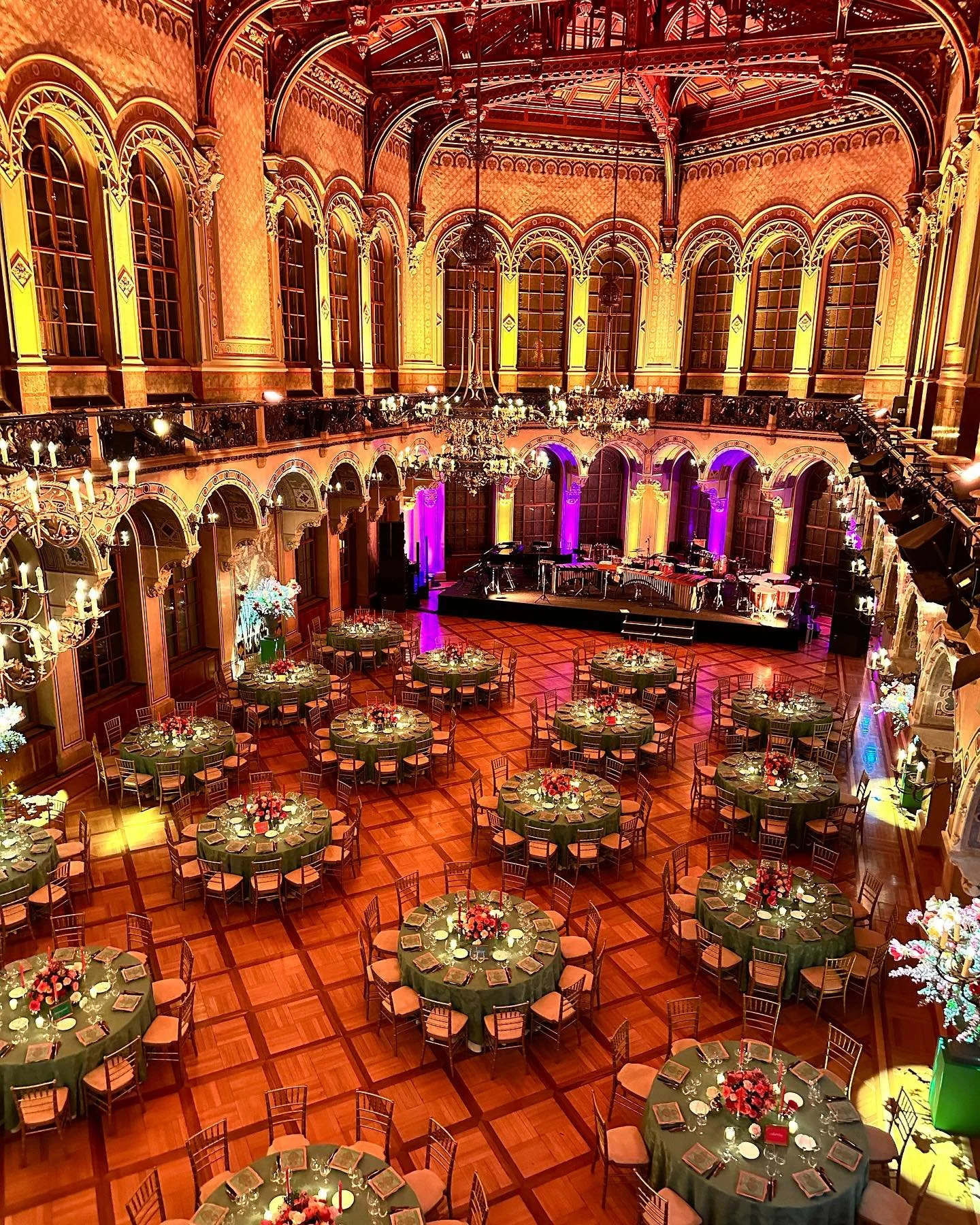 It&rsquo;s a wrap 💥 what an amazing event 💥 with a great host 💥 so happy we could be part of it 💥 always love working with @viktoria.wallner @robertoamericanbar @mochi_vienna and so many more &hellip; #welovewhatwedo #eventplanner #whatshappening