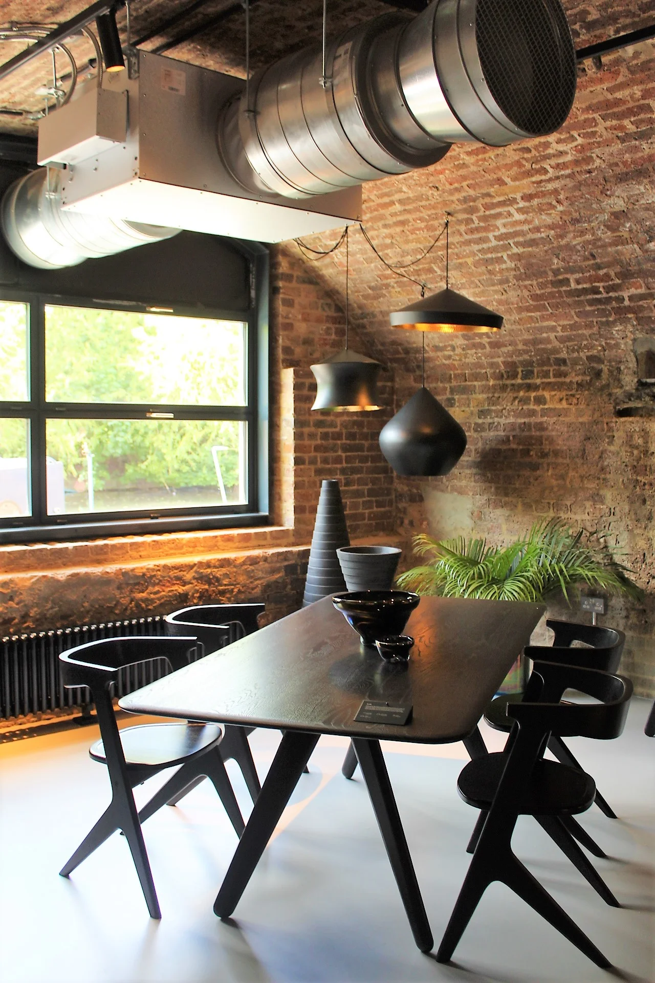 thatssocool_tom_dixon_coal_office_9.jpg