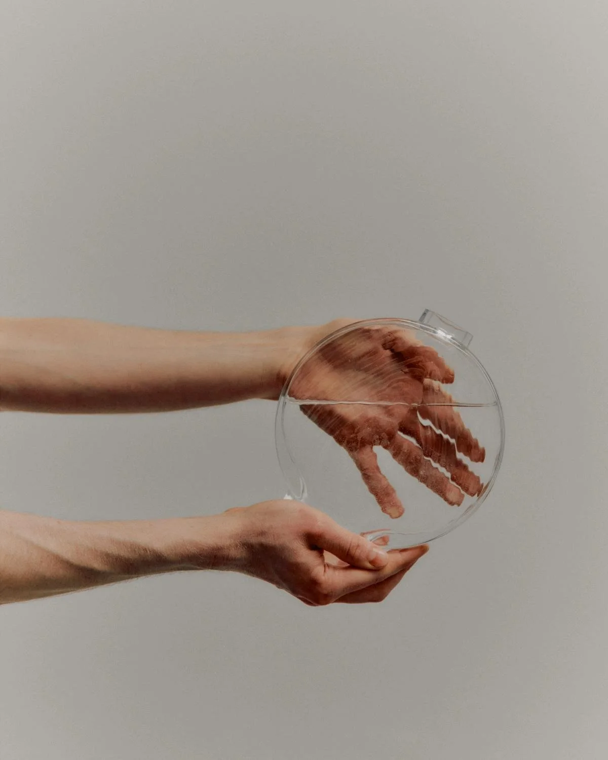 Vium Vase by Bjørn van den Berg 06.pg.jpg