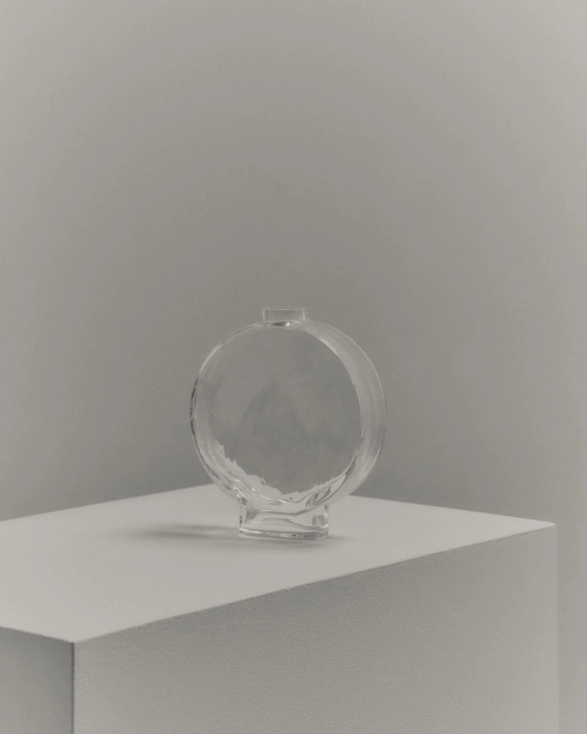 Vium Vase by Bjørn van den Berg 07.jpg
