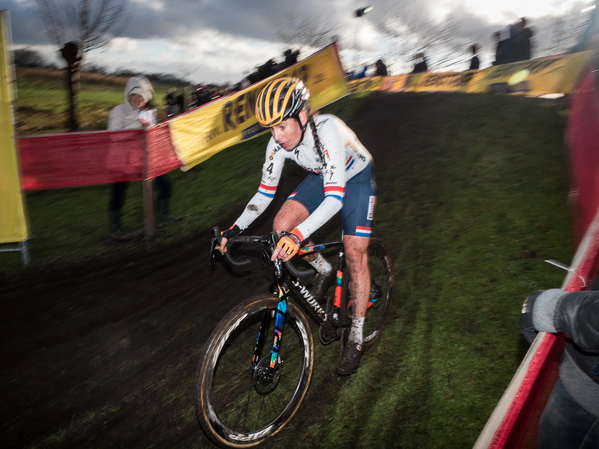 Cyclo-Cross-Vegas-Loenhout-20171228-_DS80657-(c)-Daniel-Seiffert.jpg